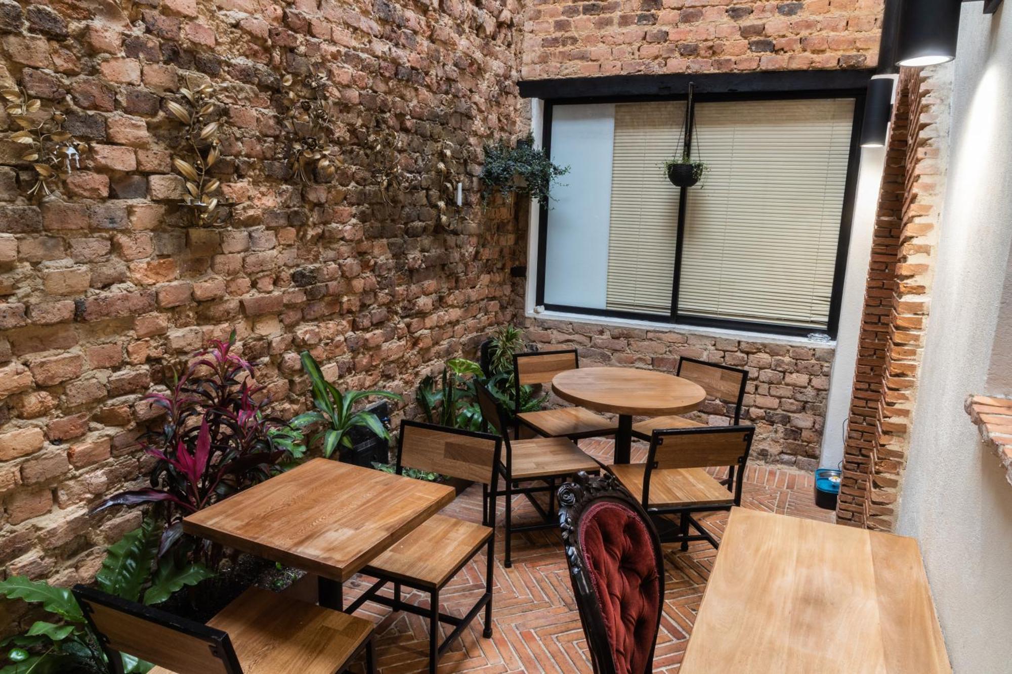 Las Aguas Inn Богота Екстериор снимка